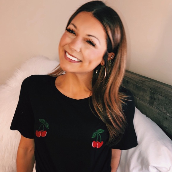 Meet your Posher, Luciana - Picture 1 of 1